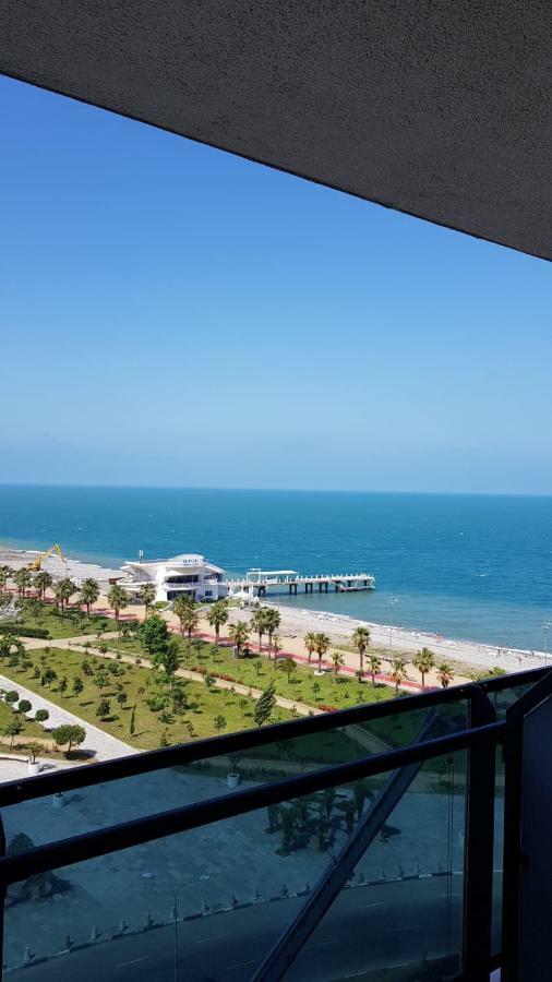 Batumi Beach Tower מראה חיצוני תמונה